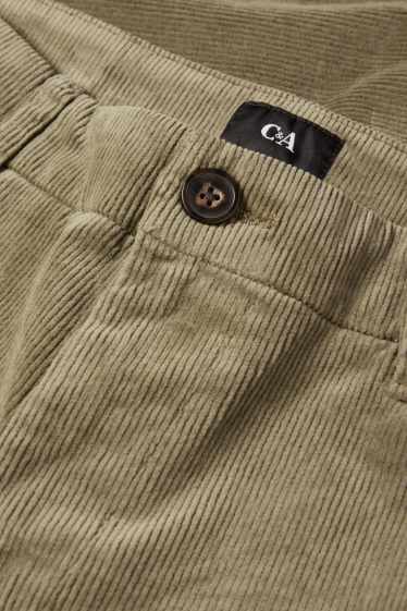 Bărbați - Chino din catifea reiată - regular fit - kaki