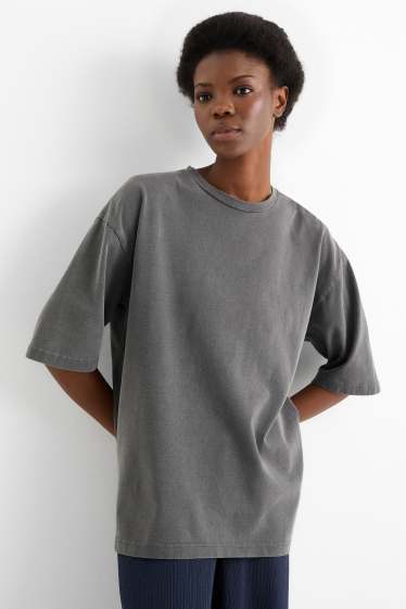 Women - T-shirt - oversized - gray