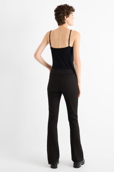 Femei - Bootcut jeans - talie medie - dungi fine - denim-gri închis