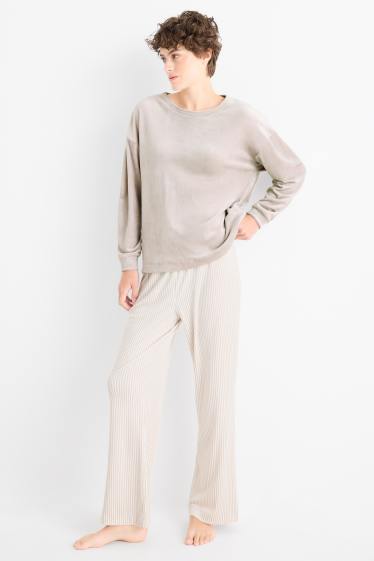 Femei - Pijama de iarnă - gri deschis
