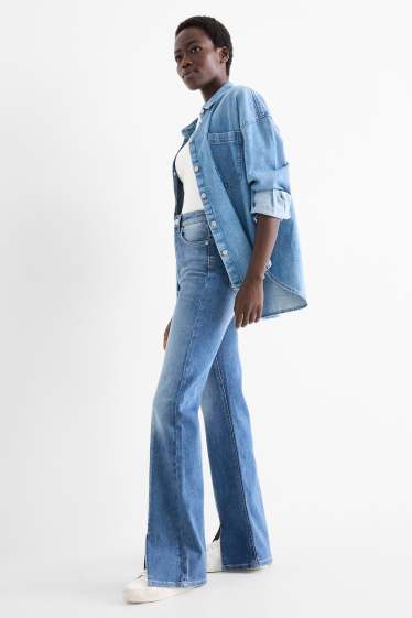 Femei - Flared jeans - talie înaltă - denim-albastru deschis