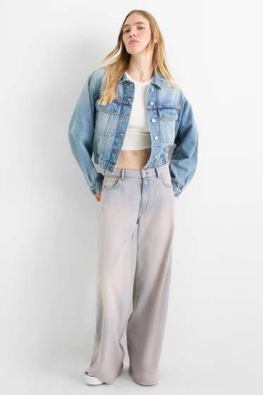 Femei - Wide leg jeans - talie joasă - roz