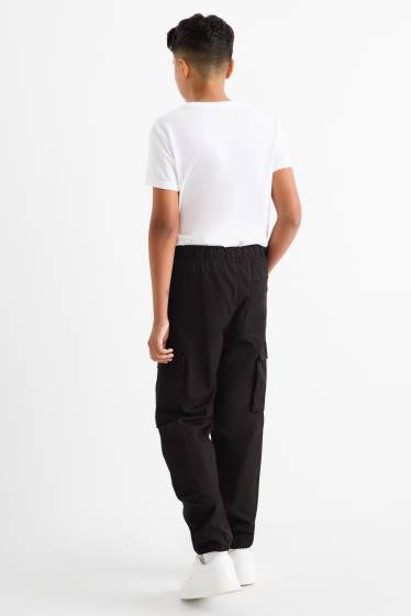 Copii - Băieți - Pantaloni termoizolanți - model cargo - negru
