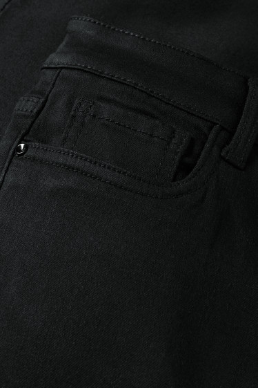 Femei - Pantaloni de stofă - talie înaltă - evazați - negru