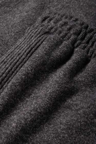 Femei - Pantaloni de trening din tricot - gri închis