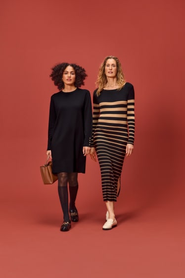 Femei - Rochie din tricot - negru
