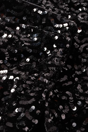 Femei - Pantaloni scurți cu paiete - talie înaltă - negru