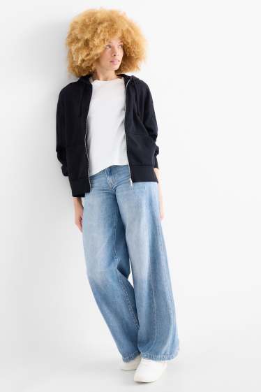 Femei - Wide leg jeans - talie medie - denim-albastru deschis