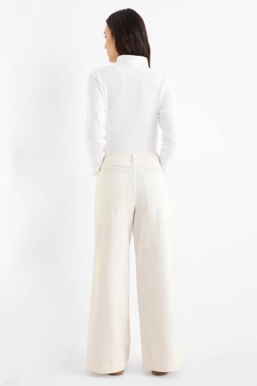 Damen - Cordhose - Mid Waist - Wide Leg - LYCRA® - cremeweiß