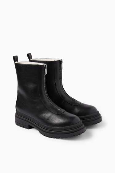 Femei - Botine - imitație de piele - negru