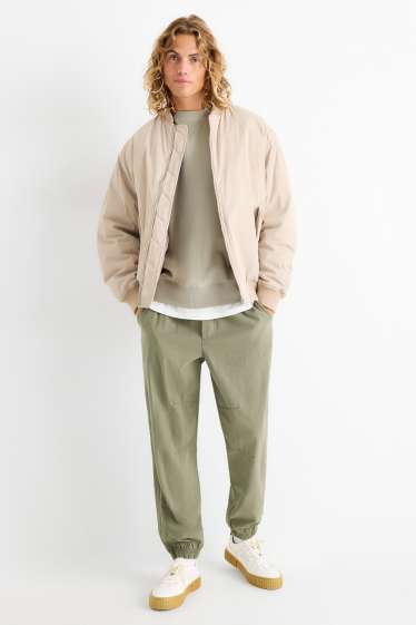 Bărbați - Pantaloni - loose fit - verde