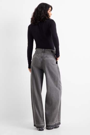 Femei - Wide leg jeans - talie medie - denim-gri