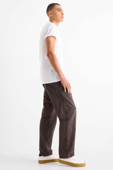 Bărbați - Pantaloni din catifea reiată - relaxed fit - gri