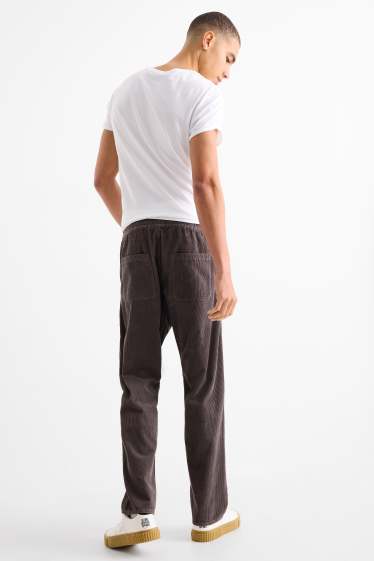 Bărbați - Pantaloni din catifea reiată - relaxed fit - gri