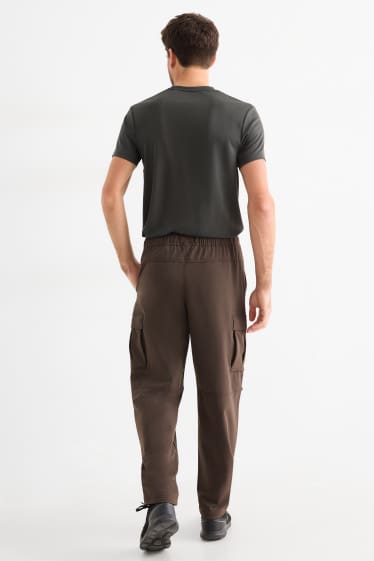 Bărbați - Pantaloni cargo funcționali - kaki
