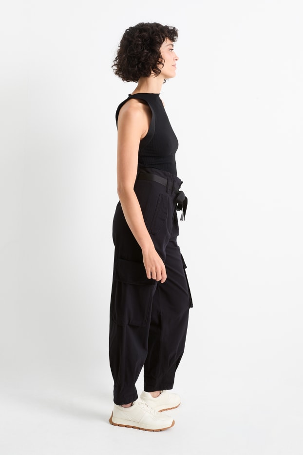 Damen - Cargohose - High Waist - Tapered Fit - schwarz