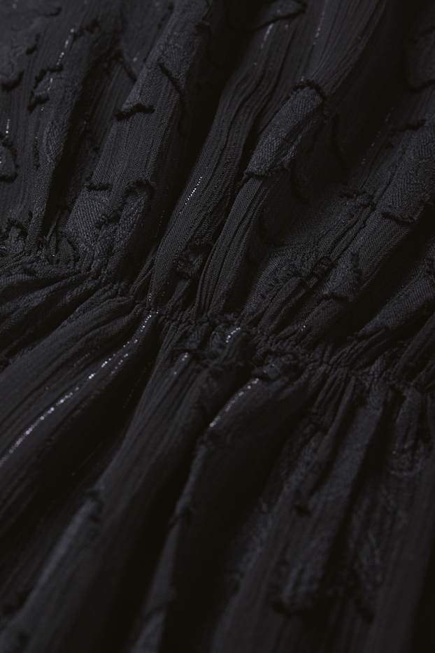 Femei - Rochie din șifon - cu flori - negru