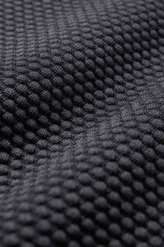 Femei - Chiloți bikini - talie înaltă - LYCRA® XTRA LIFE™ - structurați - negru
