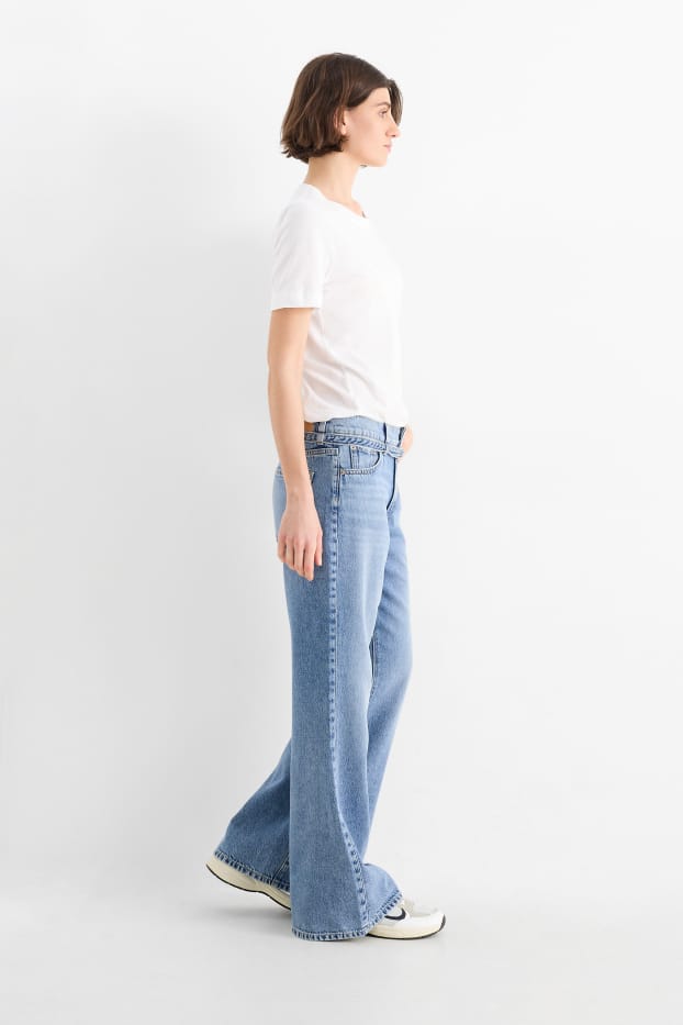 Femei - Loose flared jeans - talie medie - denim-albastru deschis
