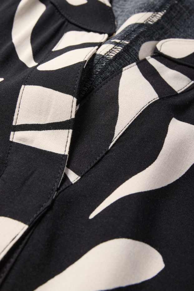 Femei - Rochie din viscoză cu decolteu în V - cu model - negru / nej