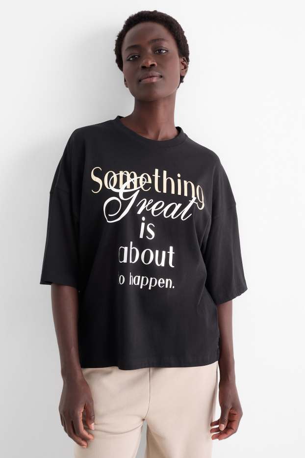 Femei - Tricou - supradimensionat - aspect lucios - negru