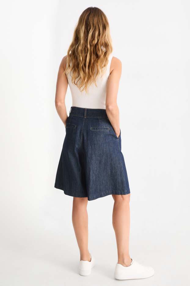 Women - Denim Bermuda shorts - mid-rise waist - denim-dark blue