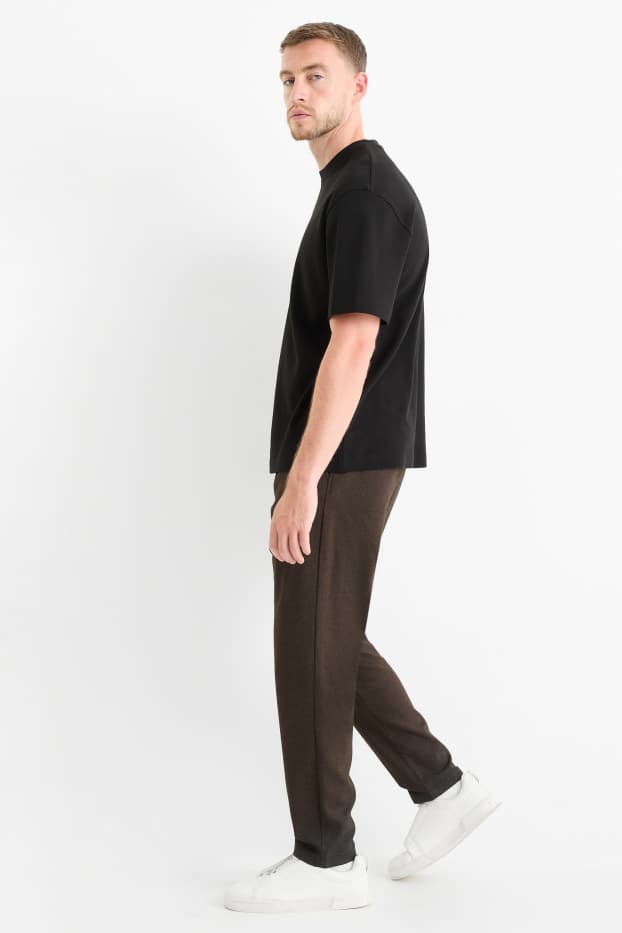 Bărbați - Chino - tapered fit - structurat - maro închis
