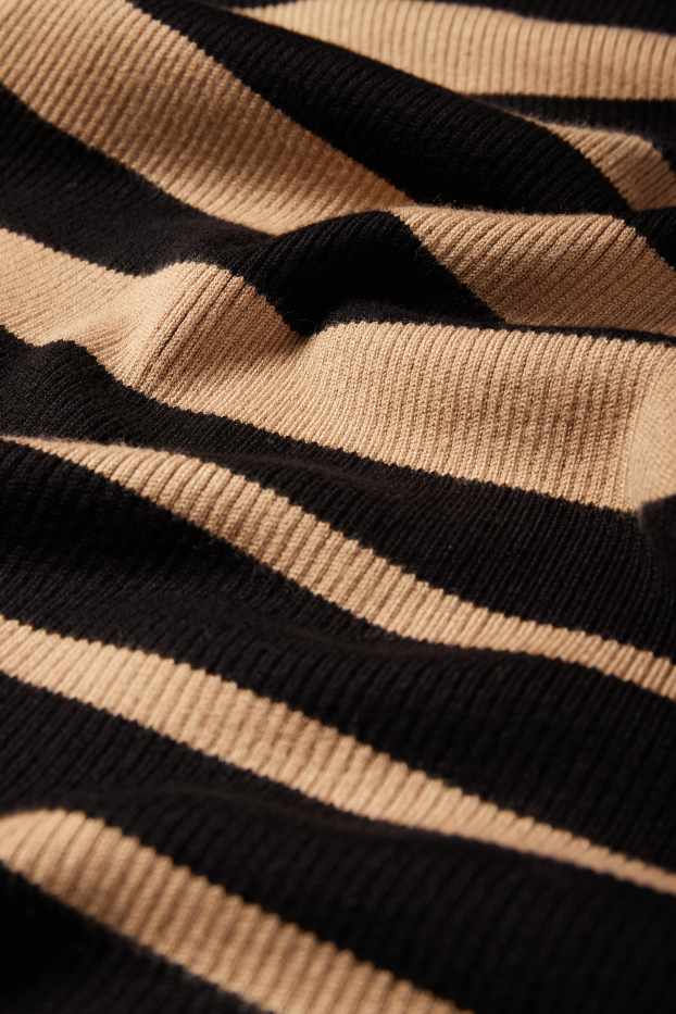 Femei - Rochie din tricot - reiată - cu dungi - negru / nej