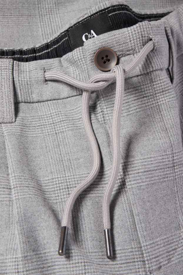 Bărbați - Chino - tapered fit - în carouri - gri deschis