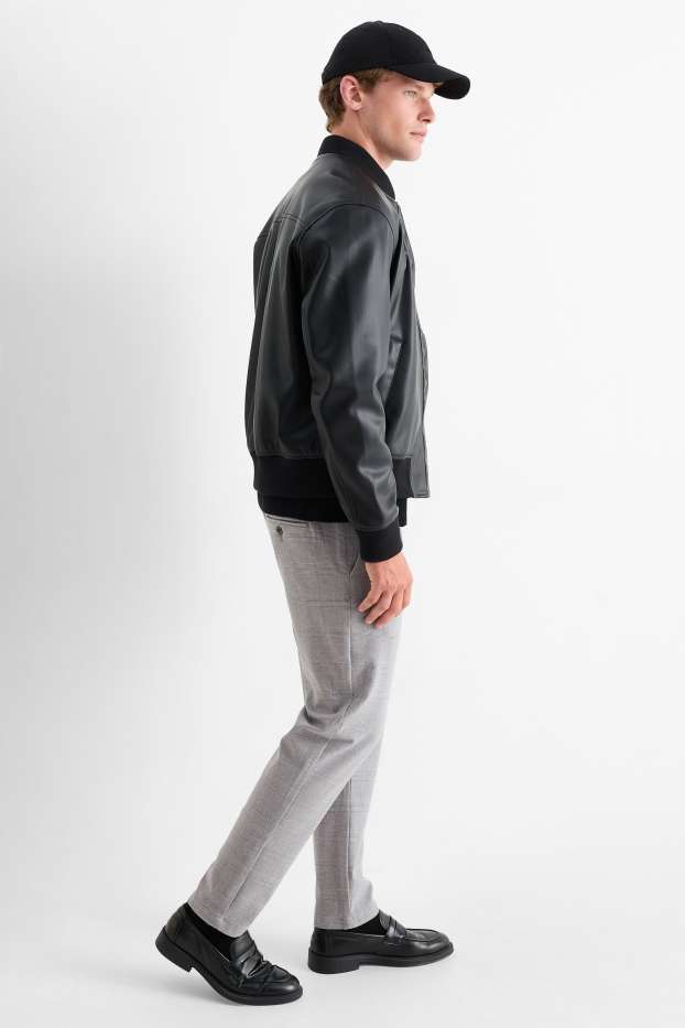 Bărbați - Chino - tapered fit - în carouri - gri deschis