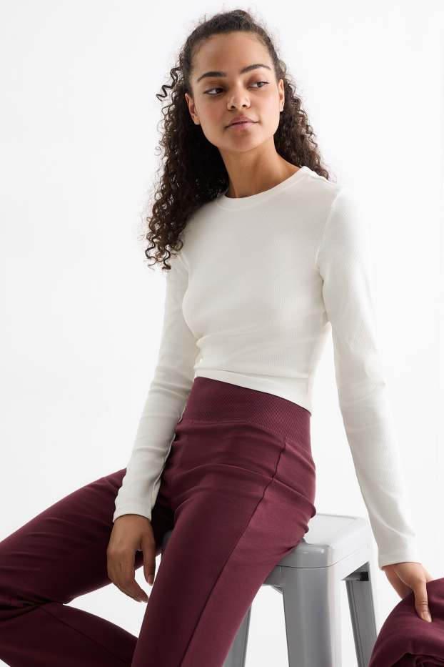 Femei - Tricou crop cu mânecă lungă - reiat - alb