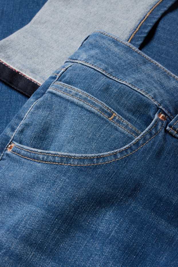 Femei - Straight jeans - talie medie - LYCRA® - denim-albastru