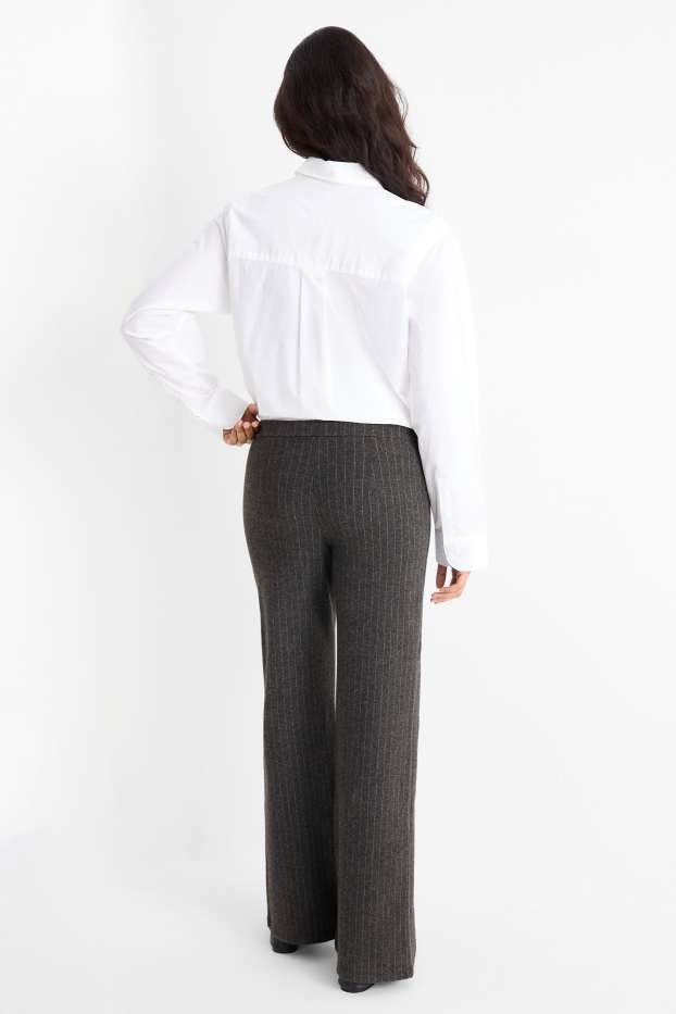 Femei - Pantaloni de trening - dungi fine - gri