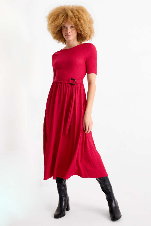 Femei - Rochie fit & flare cu curea - structurată - roșu