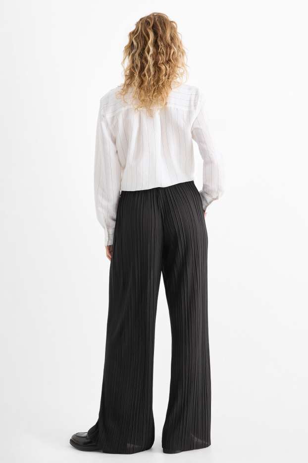 Femei - Pantaloni plisați - talie înaltă - wide leg - negru
