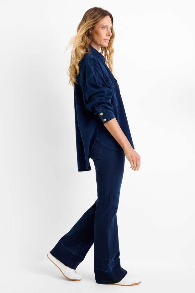 Femei - Flared jeans - talie medie - denim-albastru închis