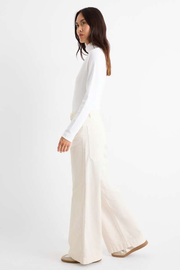 Damen - Cordhose - Mid Waist - Wide Leg - LYCRA® - cremeweiß