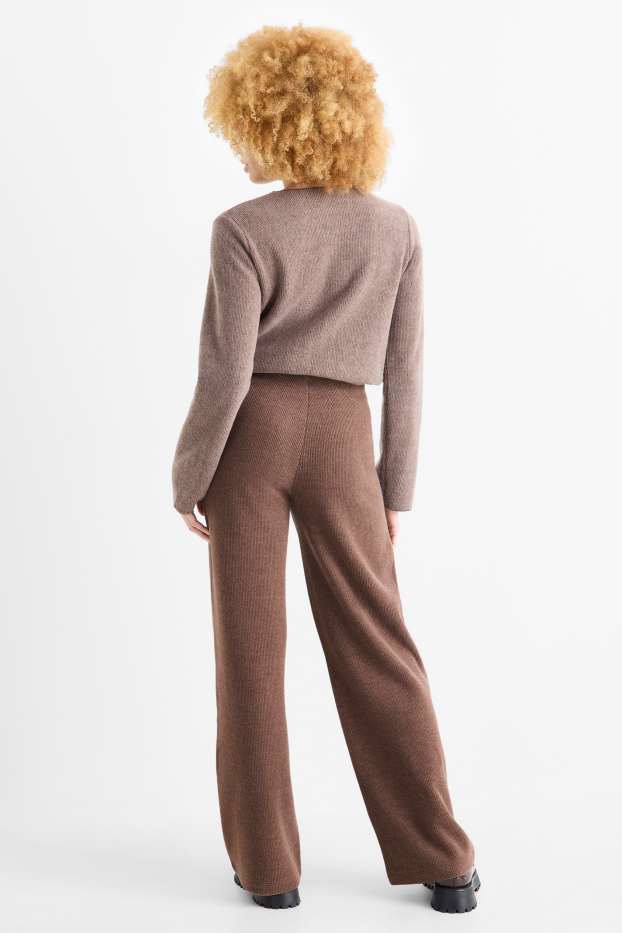 Femei - Pantaloni de trening din tricot - reiați - maro