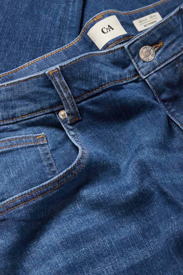 Femei - Boyfriend jeans - talie medie - denim-albastru