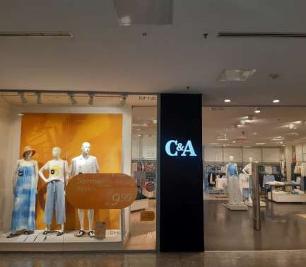C&A Store Kapfenberg Einkaufscentrum ECE