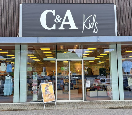 C&A Store Zell am See Kitzsteinhornstrasse KIDS