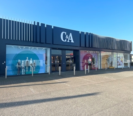 C&A Store Gosselies Avenue du Chene Saint Jean