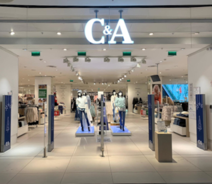 C&A Store Paris La Defense Les 4 Temps